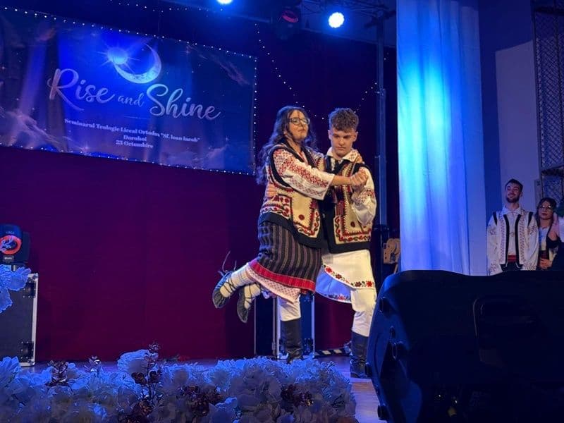 Balul Bobocilor Seminarul I. Iacob Dorohoi_006