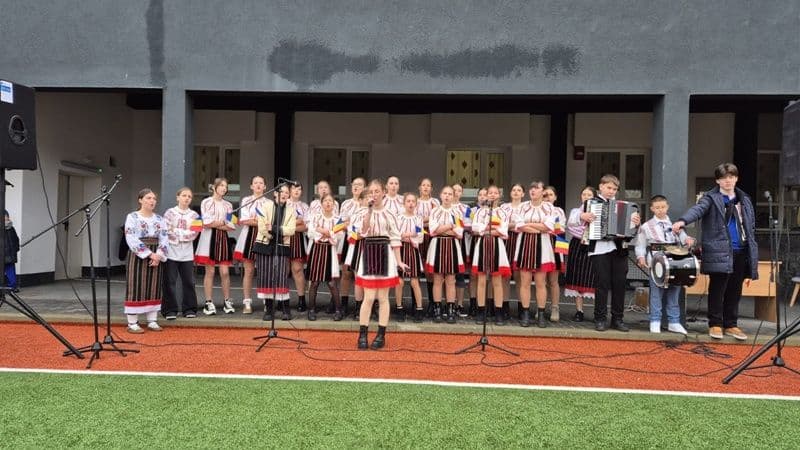 1 Decembrie Scoala 8_012