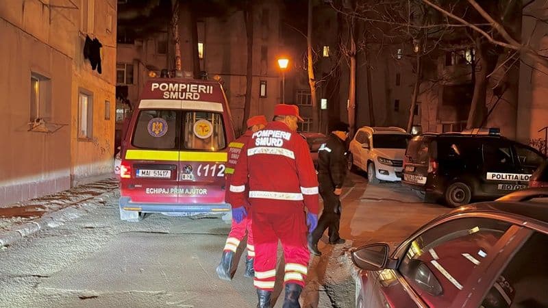 Oameni ai strazii preluati de pompieri_003