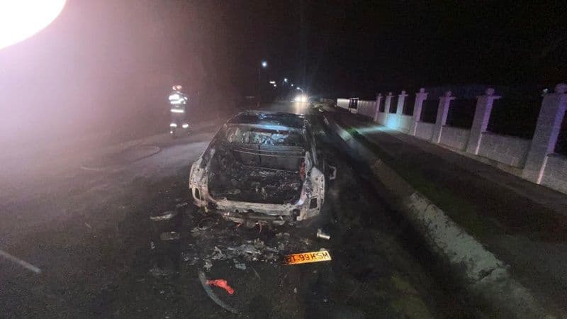 autoturism incendiu002