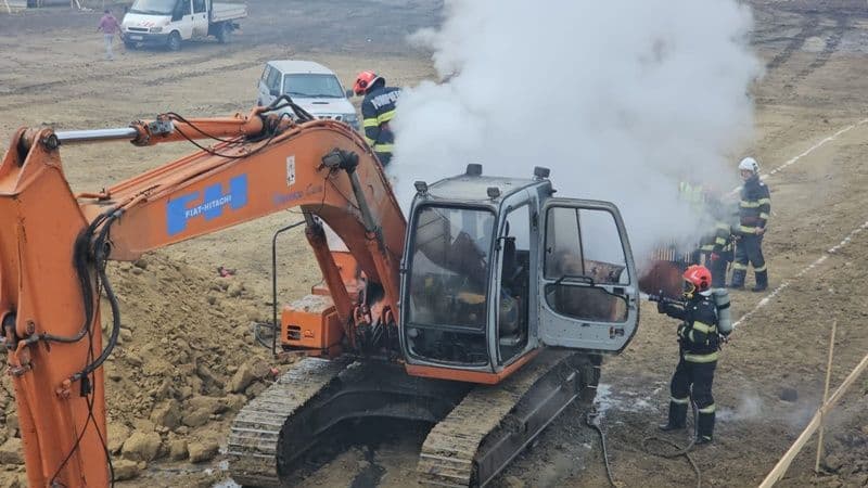 Incendiu excavator_005