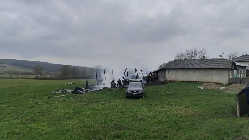 Incendiu adapost_2
