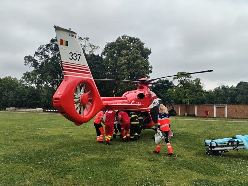 Elicopter SMURD Dorohoi_001