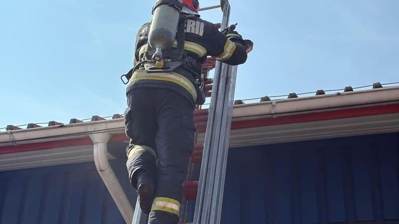 Incendiu Calea Nationala_003