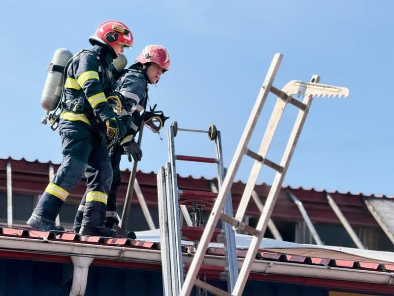 Incendiu Calea Nationala_008