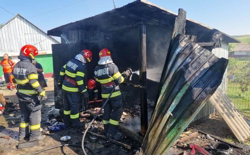 Incendiu anexa Dumeni_ (2)