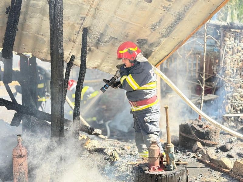 Incendiu bucatarie vara_004