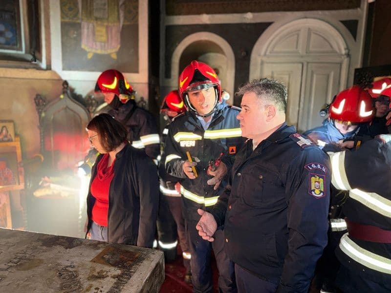Incendiu Catedrala Dorohoi_11