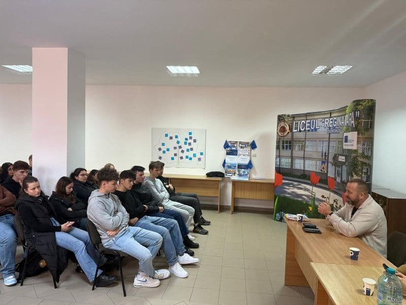 Activitate (5)