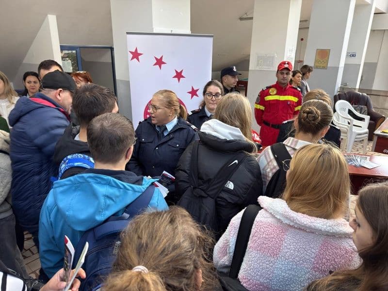 ISU la Bursa Locurilor de Munca_008