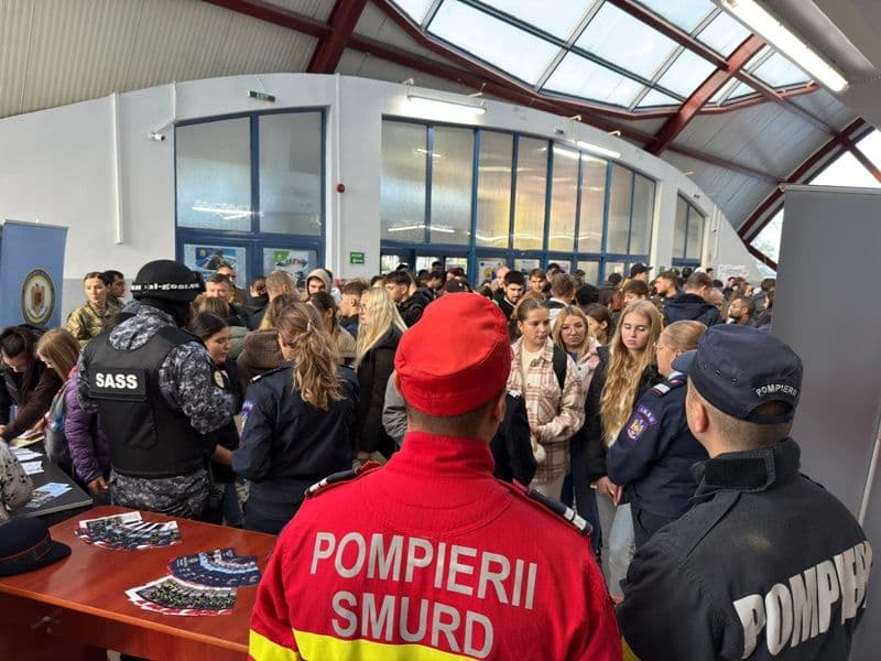 ISU la Bursa Locurilor de Munca_009