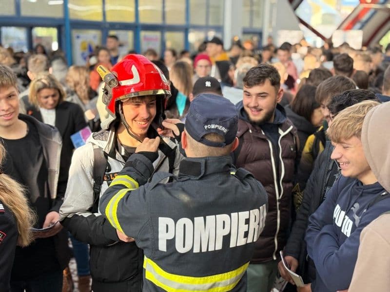 ISU la Bursa Locurilor de Munca_015