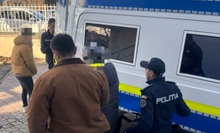 Doi botoșăneni reținuți pentru încălcare ordinului de protecție