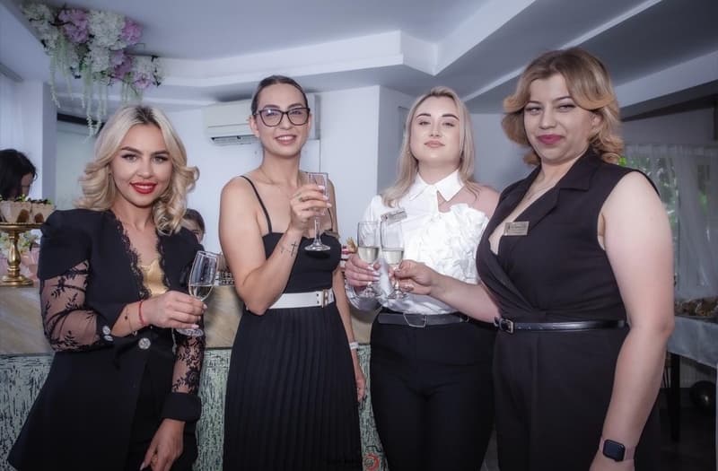 Splendor Beauty Studio by Alina Turetchi și-a deschis porțile în Dorohoi!