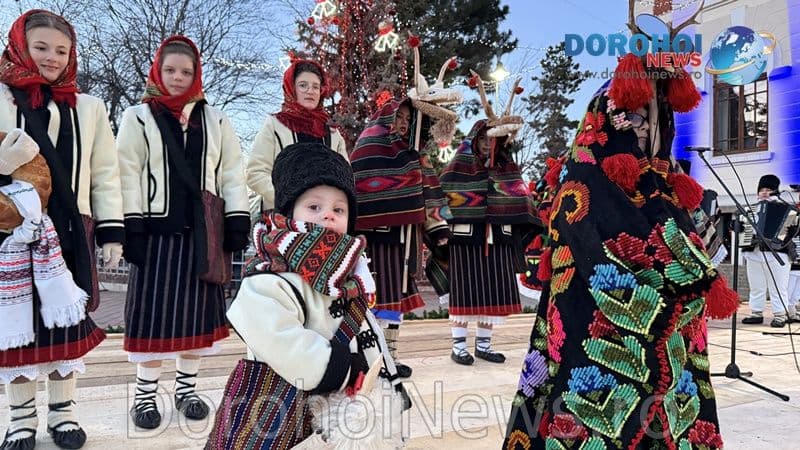 Festivalul Datinilor și Obiceiurilor de Iarnă 2025 a adus tradiția în centrul municipiului Dorohoi – partea I