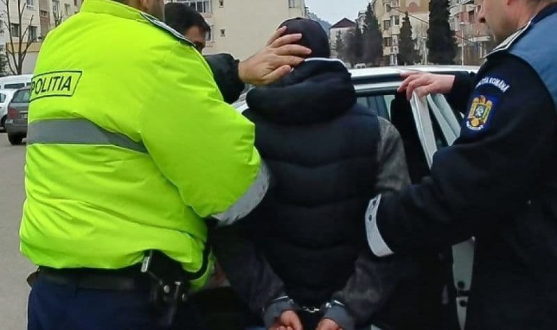 Bărbat sancționat și internat nevoluntar în spital după mai multe apeluri la 112 și amenințări la adresa siguranței publice	