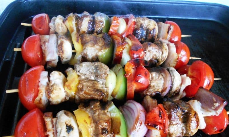 Frigărui din legume și carne de porc
