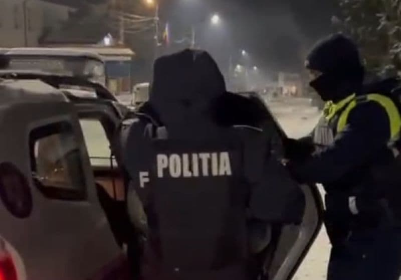 Tânăr din comuna Mihăileni reținut pentru furt