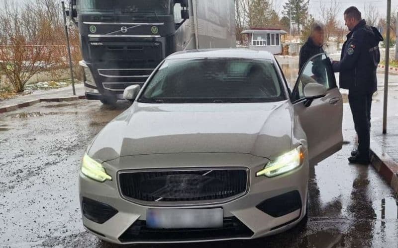 Încrederea i-a adus o pagubă de peste 30.000 de lei