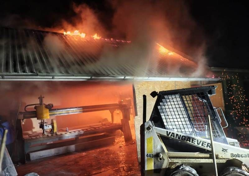 Incendii evitate la limită în Flămânzi și Dângeni. Curățarea coșurilor de fum salvează vieți și locuințe