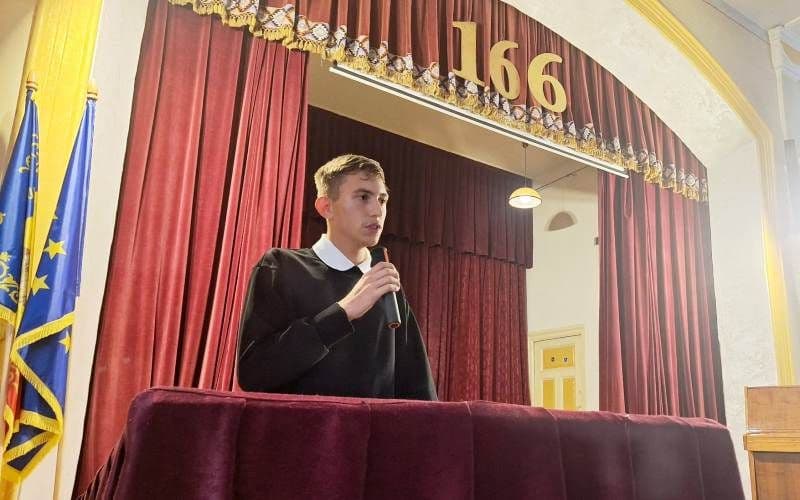 Volum de poezii publicat de un elev al Colegiului Național „A.T.Laurian” Botoșani