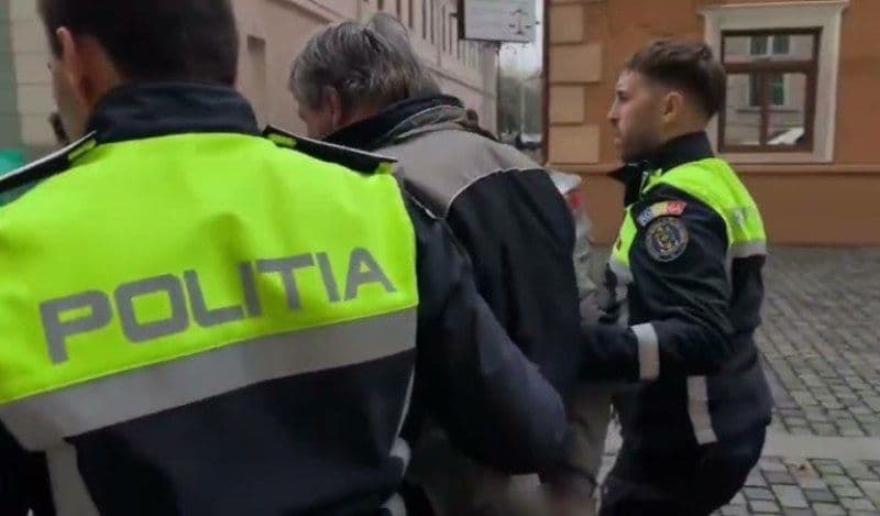 Botoșănean reținut pentru încălcarea ordinului de protecție 