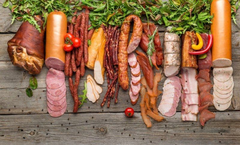 Riscurile consumului de carne procesată