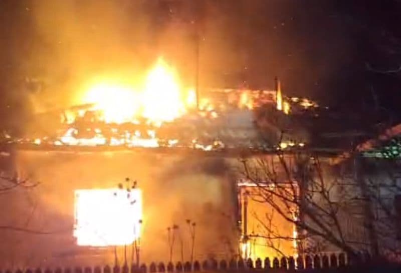 Tragic! Un bărbat și-a pierdut viața în urma unui incendiu izbucnit în locuința sa