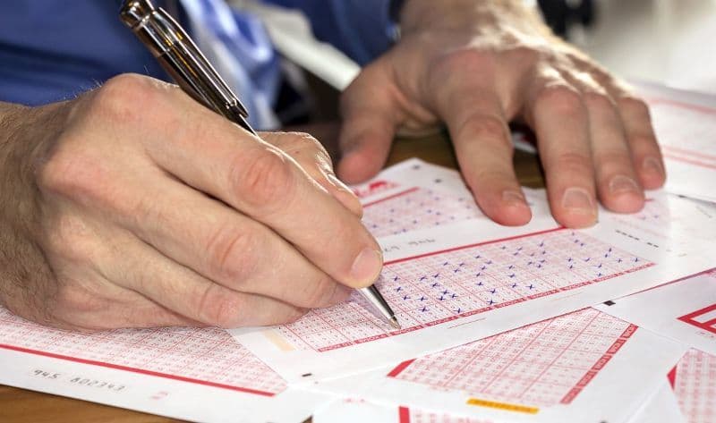Românul care a câștigat 4,5 milioane de euro la loto este din Botoşani