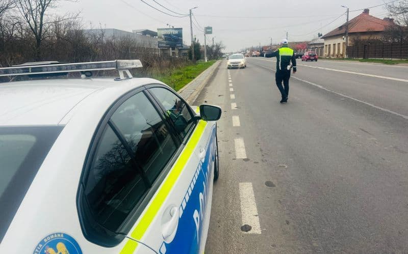 Tânăr din Hudești depistat la volan cu permisul de conducere suspendat