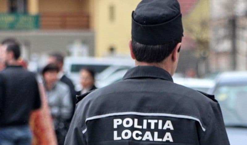 Comercianți ambulanți amendați de polițiștii locali dorohoieni
