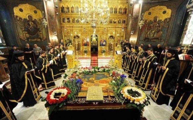 Începe Săptămâna Patimilor. Care va fi programul Deniilor oficiate la Catedrala Patriarhală