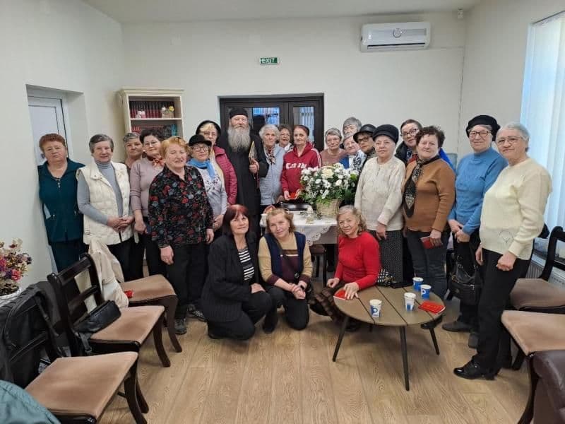 Lumina Tradiției: Atelier dedicat Sărbătorilor Pascale la Centrul de Zi pentru Persoane Vârstnice Dorohoi - FOTO