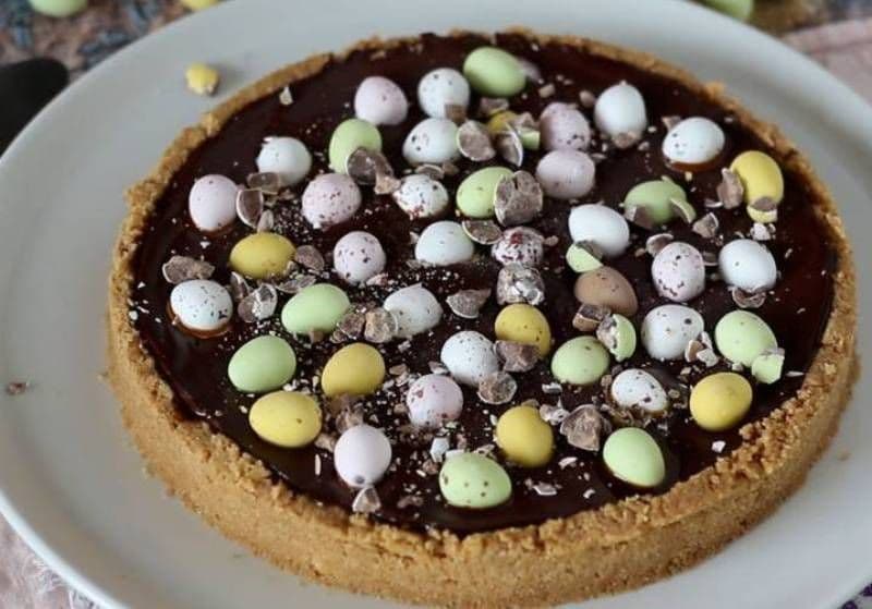 Tartă cu ciocolată și caramel