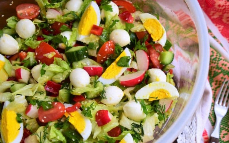 Salată de ouă