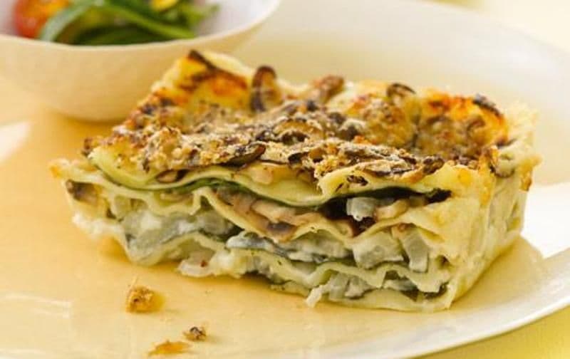 Lasagna de somon și fistic
