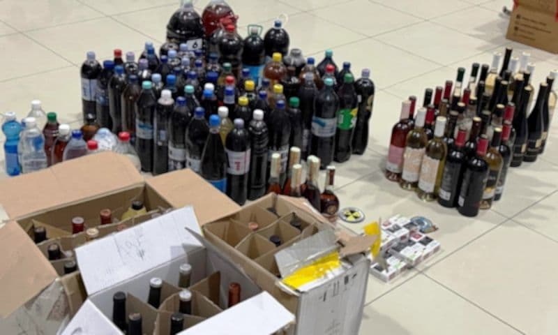 Bunuri accizabile de aproximativ 21.000 de lei descoperite și sancțiuni de 60.000 de lei aplicate la frontiera de est