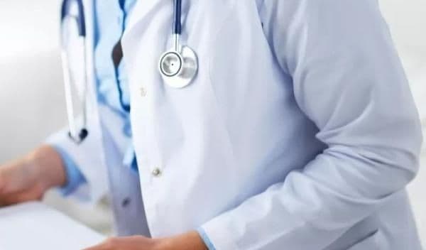 Spitalul Municipal Dorohoi anunță colaborarea cu un nou medic primar în specialitatea Urologie