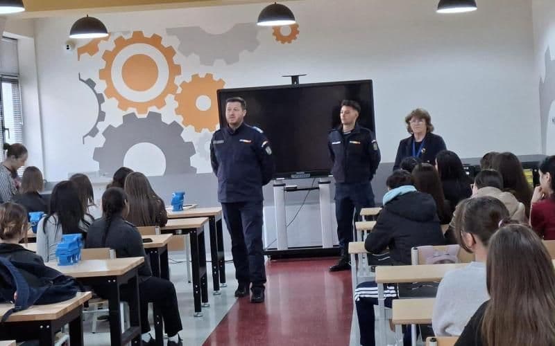 Activități preventive ale jandarmilor înaintea minivacanței de 1 Mai