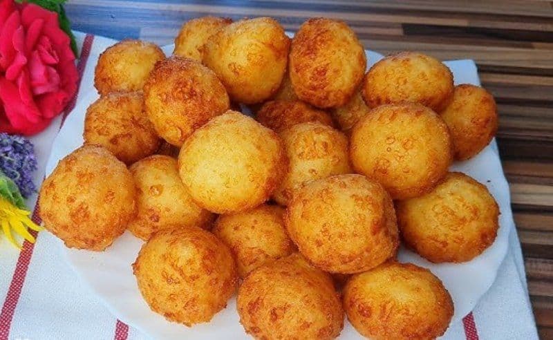 Bulete de cașcaval
