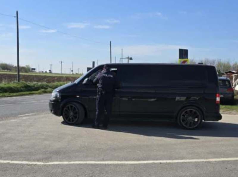 Acțiune a polițiștilor la Darabani: Au fost reținute 2 permise de conducere