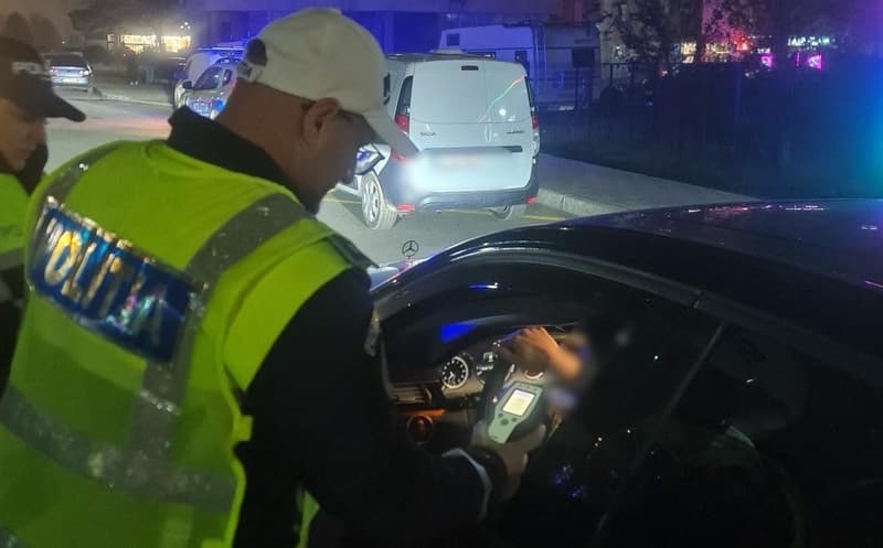 Bărbat reținut pentru conducerea unui vehicul sub influența băuturilor alcoolice