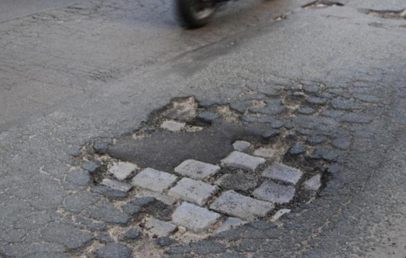 Încep reparațiile pe străzile din municipiul Dorohoi