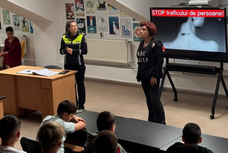 Siguranța minorilor – o prioritate a polițiștilor botoșăneni în cadrul „Săptămânii prevenirii criminalității”