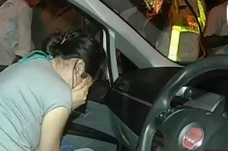 Tânără depistată la volan, deși nu deținea permis de conducere pentru nicio categorie de autovehicule