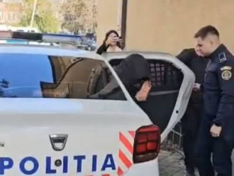 Bărbat reținut 24 de ore după ce a vândut o mașină care nu îi aparținea