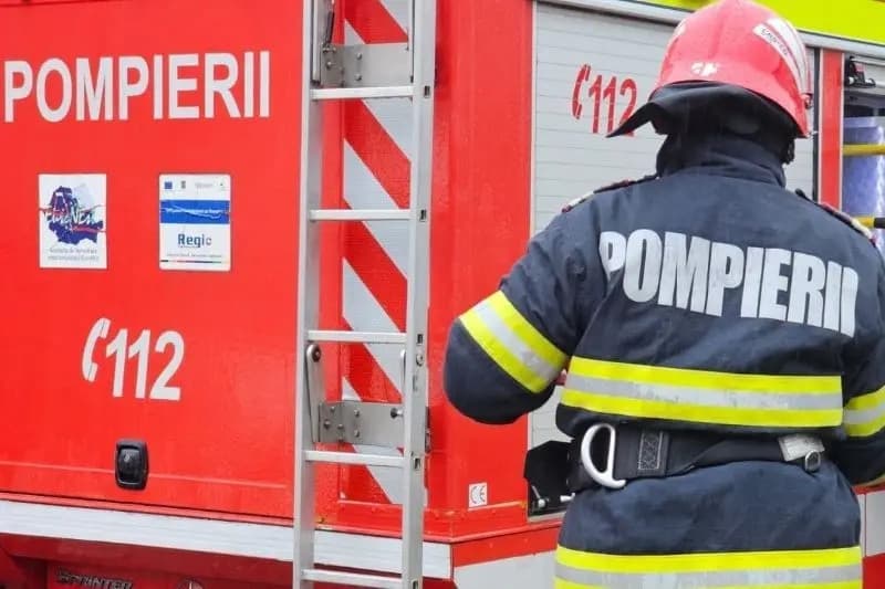 Acoperiș aprins de la un coș de fum neizolat
