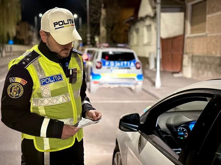 Acțiune a polițiștilor pentru siguranța publică la Dorohoi