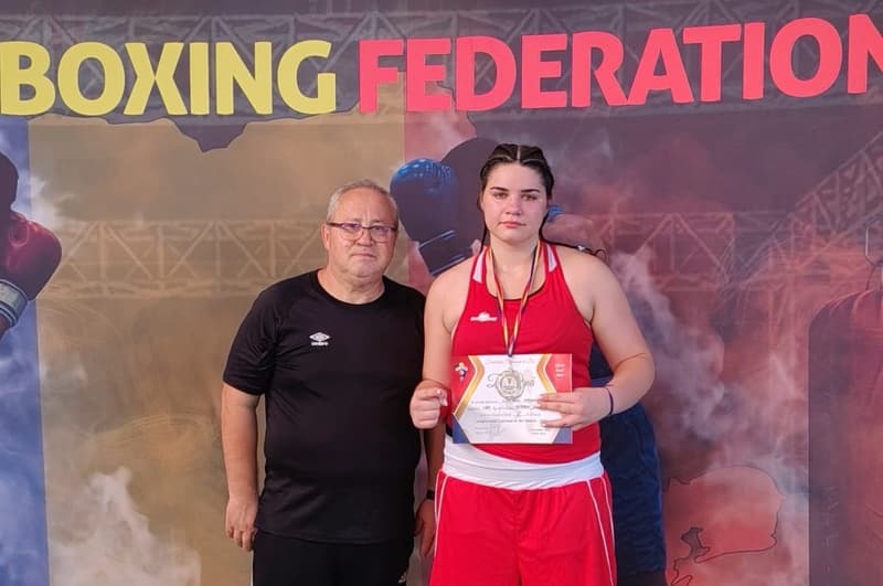 Liteanu Alecsandra, vicecampioană națională la box. O nouă performanță pentru pugilista din Broscăuți