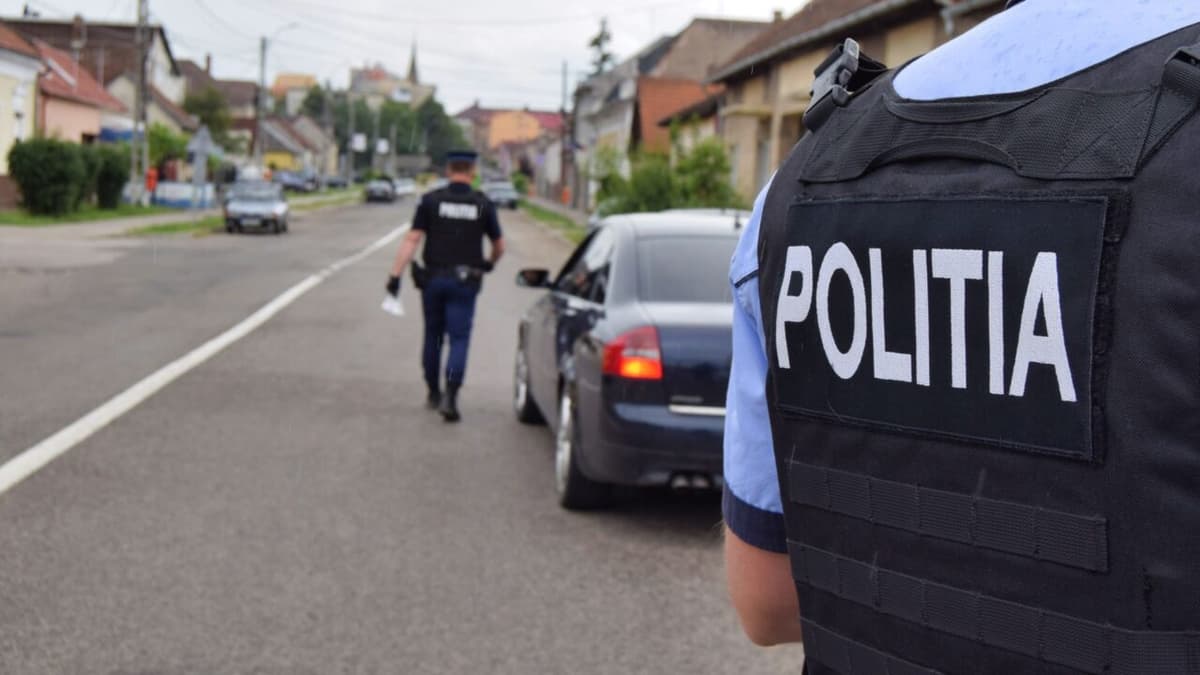 Tânăr depistat la volan fără permis. A refuzat testarea cu aparatul etilotest
